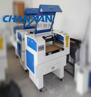 Máy khắc Laser