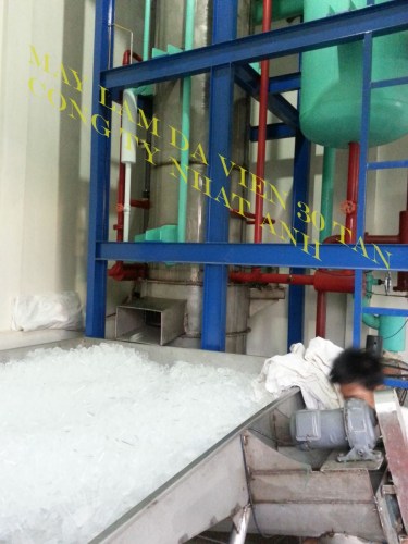 Máy làm nước đá rỗng 30 tấn/ngày