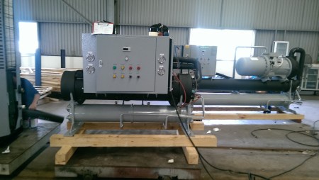 CHILLER UNIT - Máy làm lạnh nước