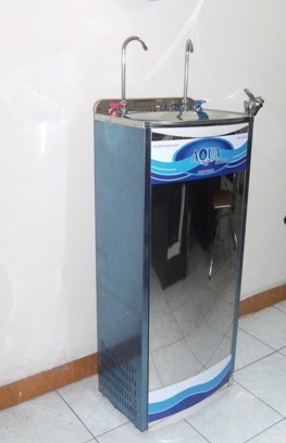 Máy nóng lạnh Inox 3C-700A