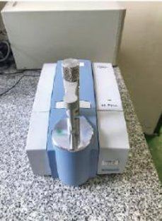 Máy phân tích quang phổ hồng ngoại