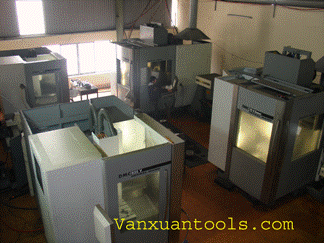 Máy phay CNC