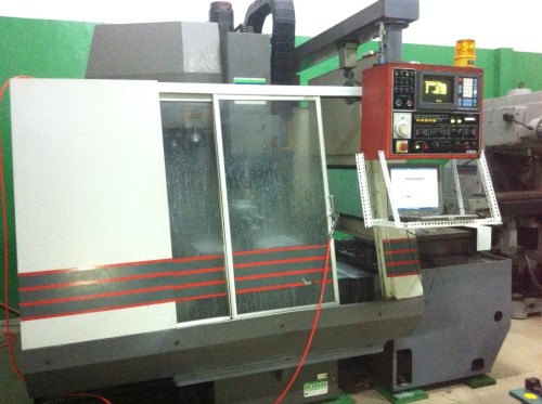 Máy phay CNC Kira Fanuc OM-B