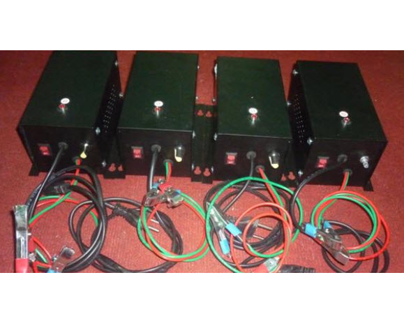 Máy sạc ắc quy tự động