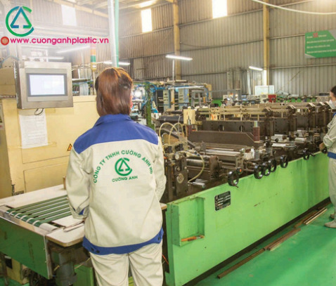 Máy cắt phức hợp