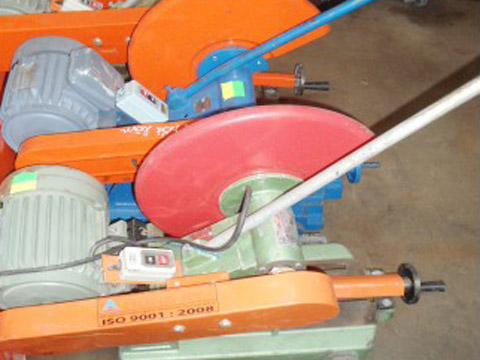 Máy cắt sắt bàn O350