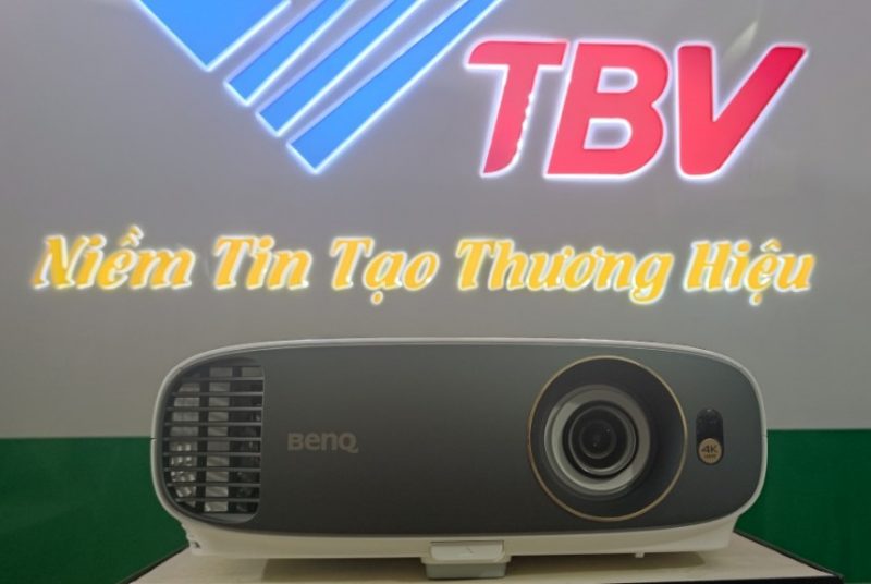 Máy chiếu 4K BenQ HT2550