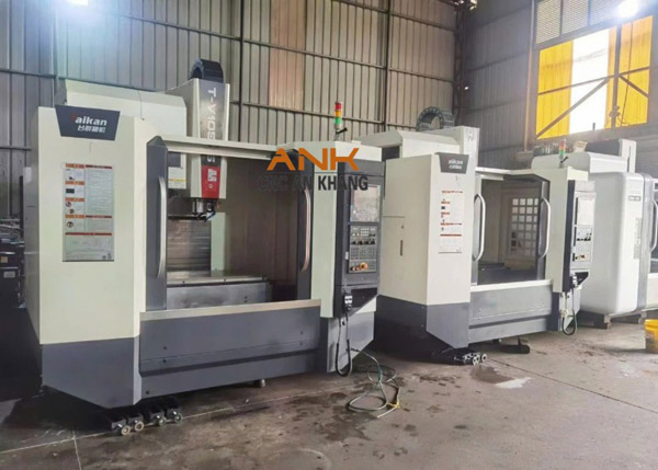 Một số hình ảnh máy CNC cũ An Khang nhận order