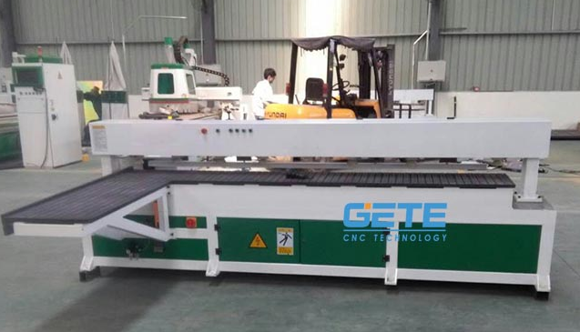 Máy CNC khoan lỗ cam cạnh đứng