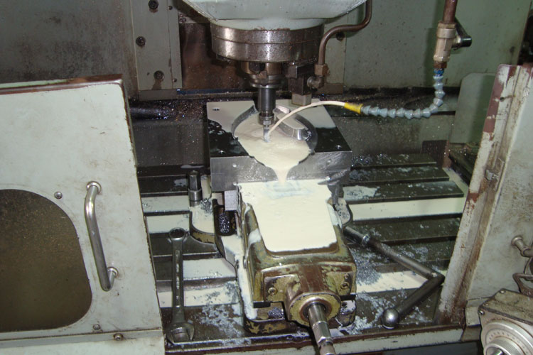 Máy CNC