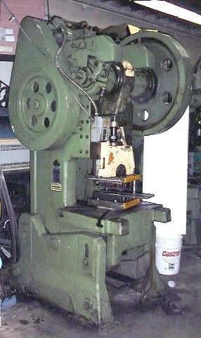 Máy đột dập 70 tấn, 1 cái