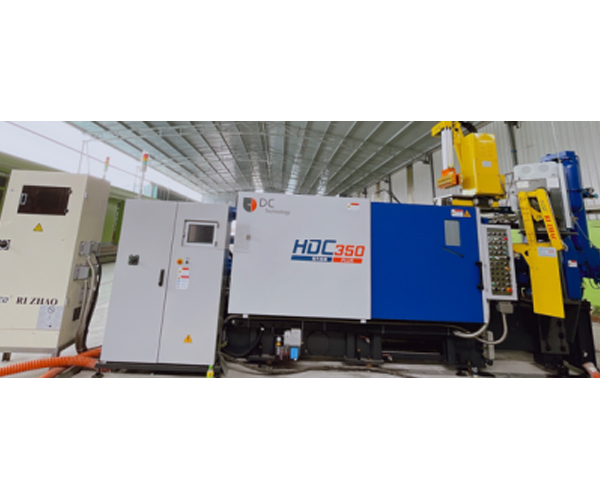 Máy đúc kim loại áp lực