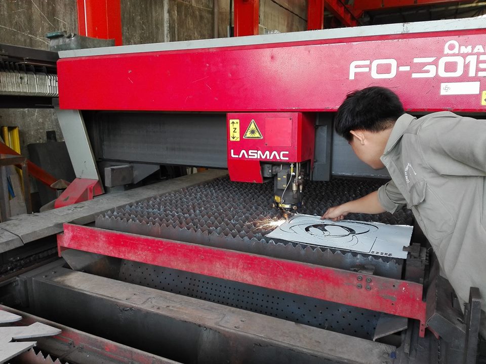 Máy laser inox Hà Khánh