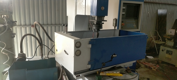 Máy móc sản xuất