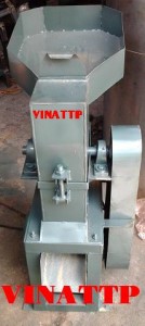 Máy nghiền thức ăn chăn nuôi