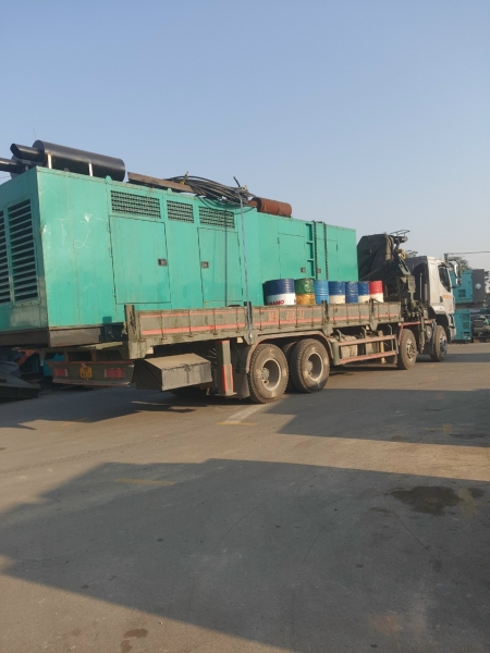 Máy phát điện