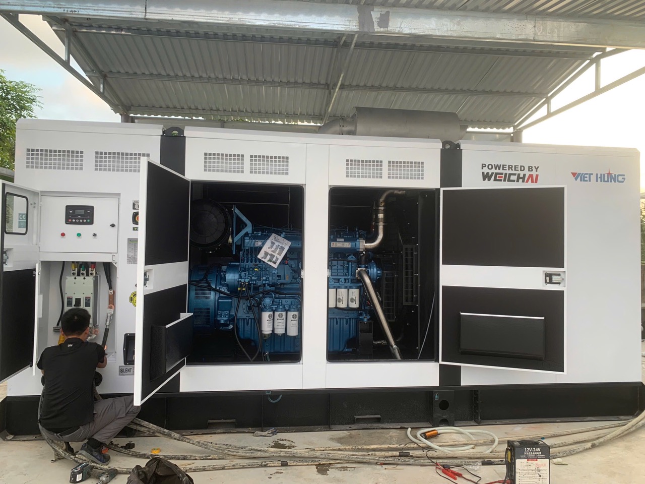 Máy phát điện Weichai 450 KVA