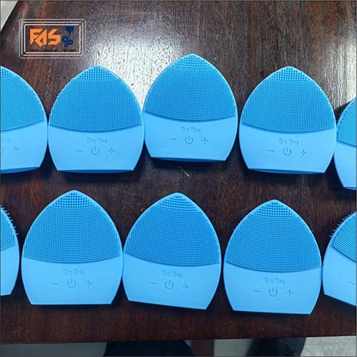 May rửa mặt silicone