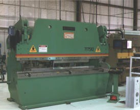 Máy sấn tôn 3.2m, 1 cái