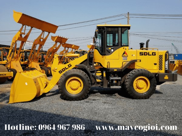 Máy xúc lật L936L gầu 2,2 khối