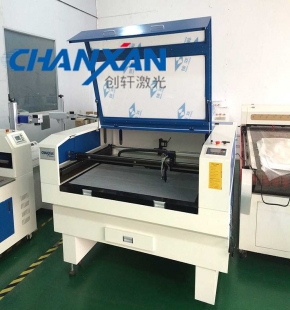 Máy cắt Laser