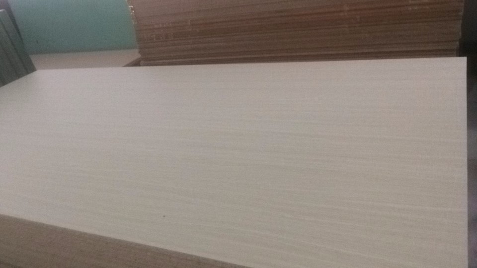 Gỗ MDF phủ milamin, phủ keo