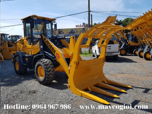 Máy kẹp gỗ HJ928BK gầu 0,8 khối