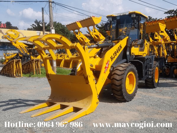 Máy kẹp gỗ HJ946K gầu 1,4 khối
