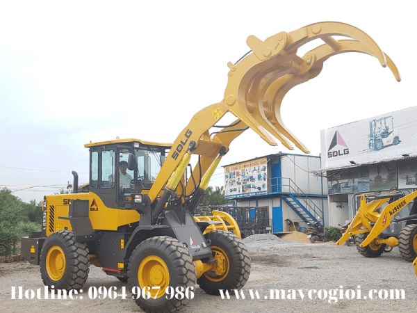 Máy kẹp gỗ LG933L-AL gầu 1,8 khối