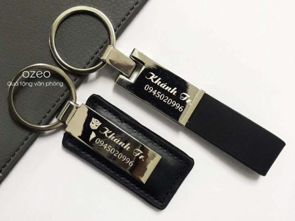 Móc khóa kim loại