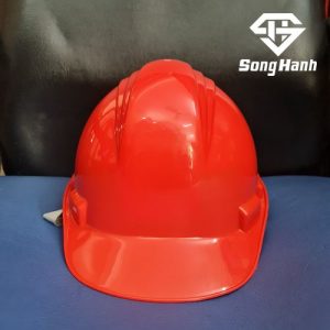 Mũ bảo hộ màu đỏ