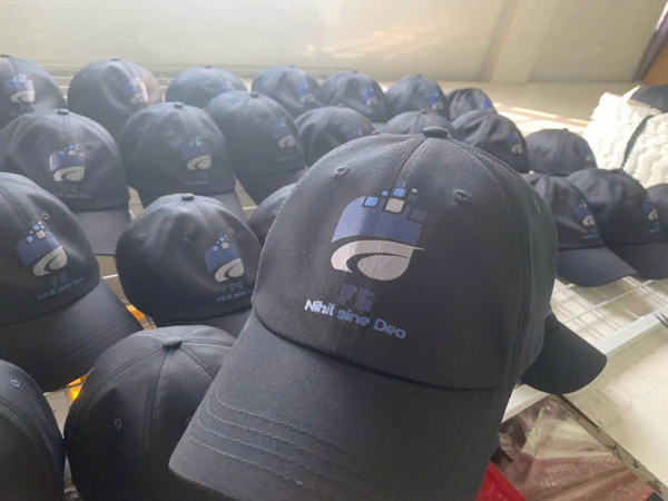 Mũ đồng phục