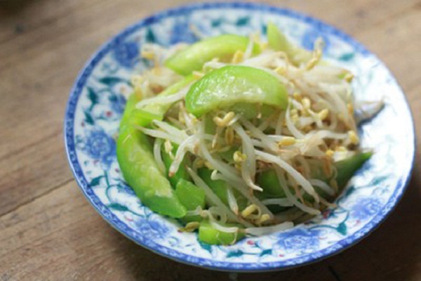 Mướp xào giá