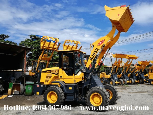 Máy xúc lật HJ932 gầu 1 khối