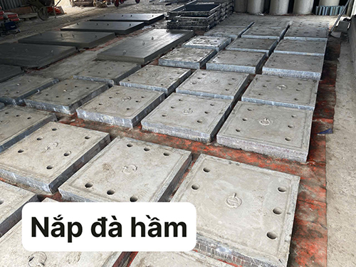 Nắp đà hầm