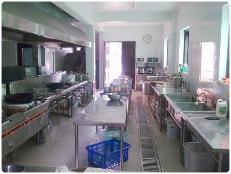 Khu chế biến thức ăn