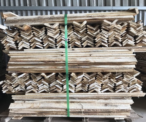 Nẹp góc gỗ