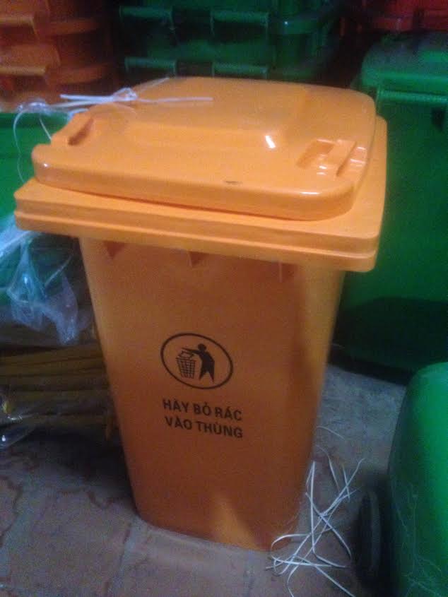 Thùng rác nhựa