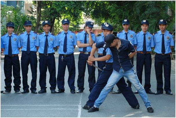 Huấn luyện võ thuật bảo vệ
