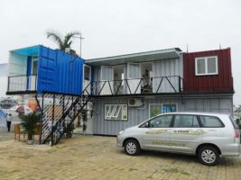 Nhà container