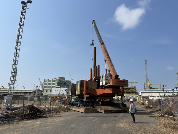 Nhà thầu ép cọc bê tông