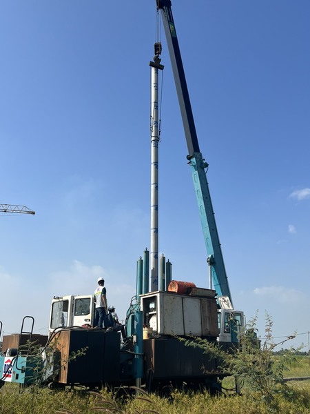 Nhà thầu ép cọc bê tông
