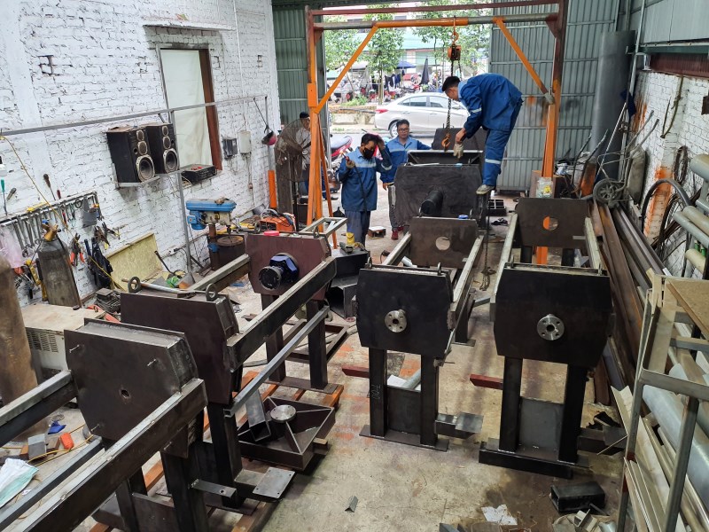 Nhà xưởng, máy móc sản xuất