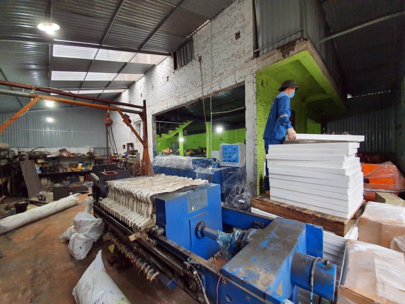 Nhà xưởng, máy móc sản xuất