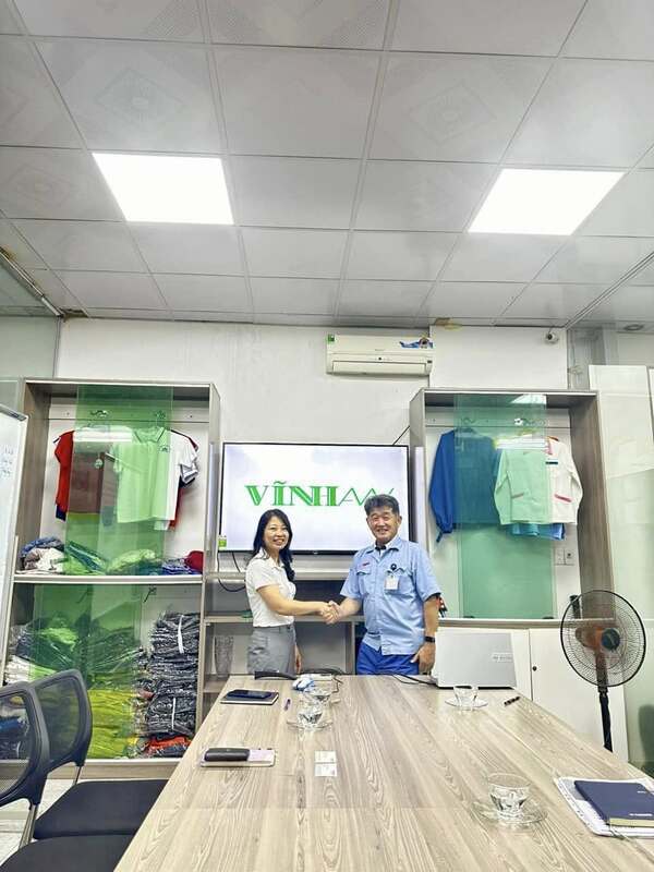 Nhà xưởng và hoạt động tham quan