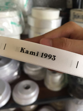 Nhãn Satin