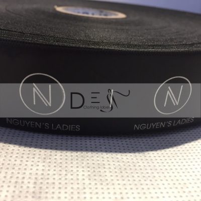 Nhãn in satin có biên