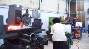 Máy móc thiết bị sản xuất