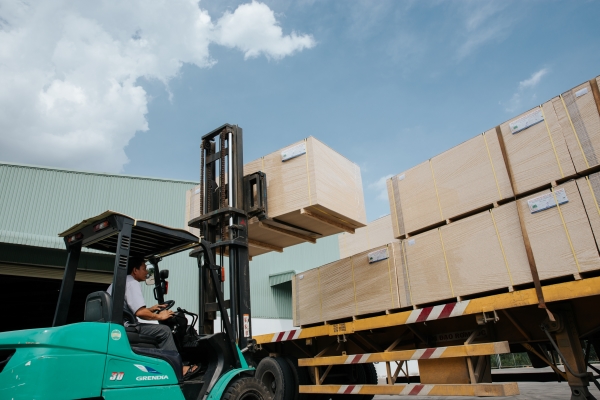 Hình ảnh nhà máy sản xuất Thái Lê
