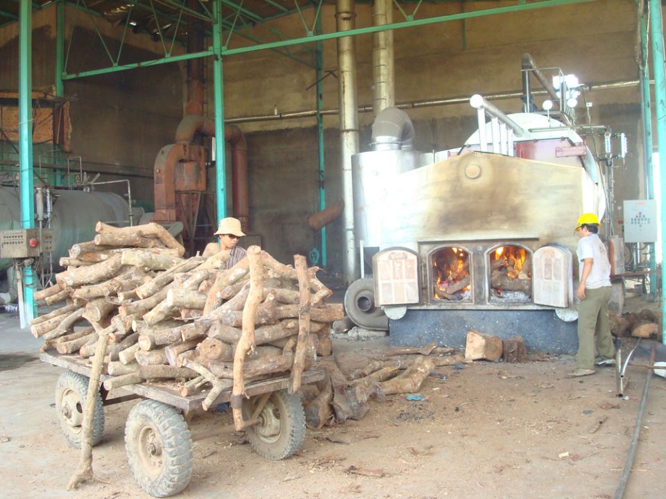 Nồi hơi đốt củi